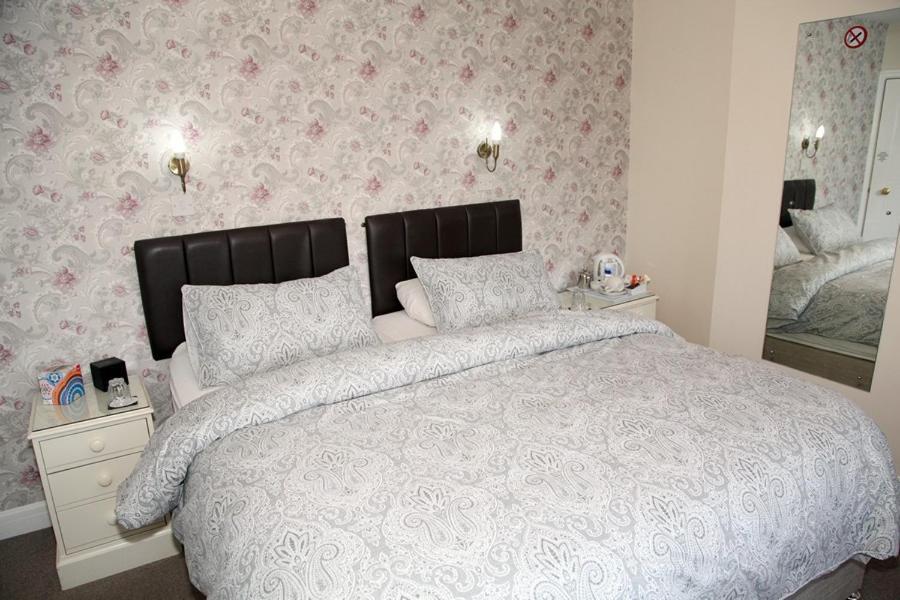 The Hinton Guest House Knutsford Esterno foto