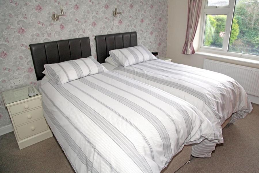 The Hinton Guest House Knutsford Esterno foto