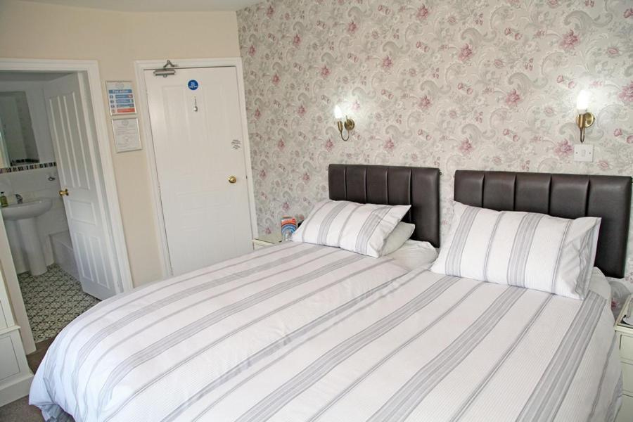 The Hinton Guest House Knutsford Esterno foto