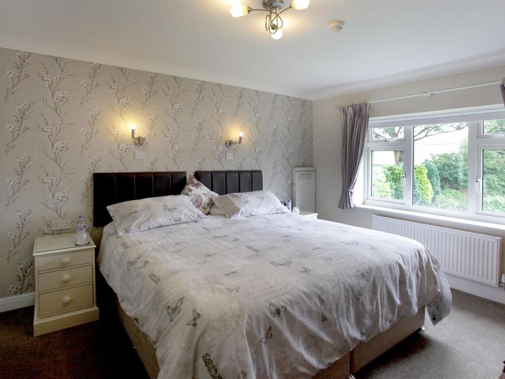 The Hinton Guest House Knutsford Esterno foto